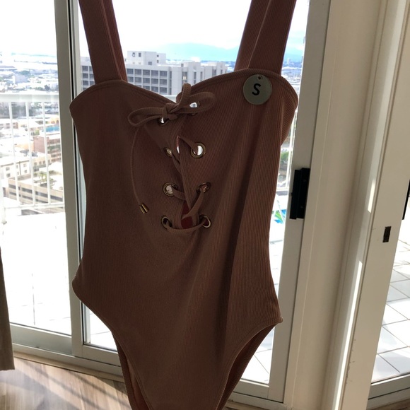 Forever 21 Nude swimsuit new with tags - Picture 2 of 8